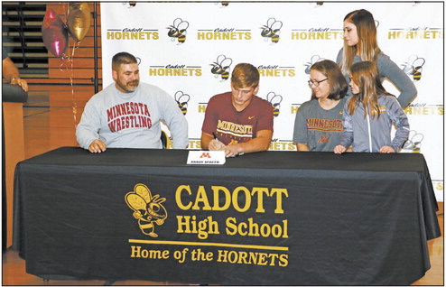 Spaeth moves from  Hornet to Gopher