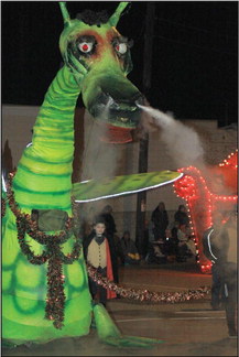 450 people power Abby Christmas Parade