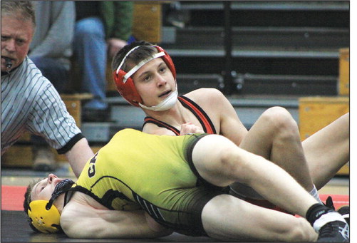 Cadott scores late points to power past NGL wrestlers Cadott scores late points to power past NGL wrestlers