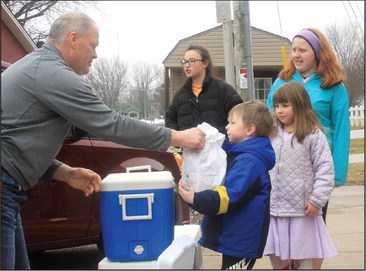 Schools handing out free meals while closed for coronavirus Schools handing out free meals while closed for coronavirus