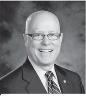 UW-Stevens Point chancellor to retire at year end