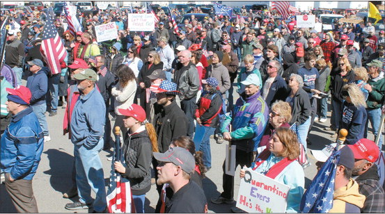 1,000 gather to protest restrictions 1,000 gather to protest restrictions