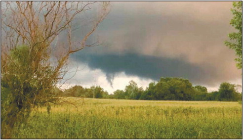 EF0 tornado touches down in the middle of Cadott