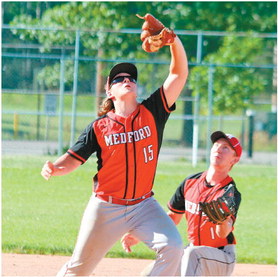 Medford earns split with game-two win; defeats Abby Medford earns split with game-two win; defeats Abby