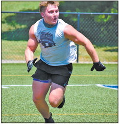 Tate Sauerwein begins season as All-American Tate Sauerwein begins season as All-American