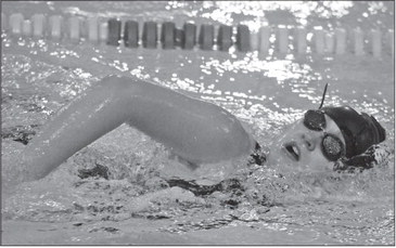 Swimmers dig deep to defeat Mosinee Swimmers dig deep to defeat Mosinee
