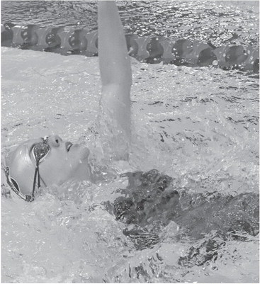 Swimmers have no trouble with the Red Robins Swimmers have no trouble with the Red Robins