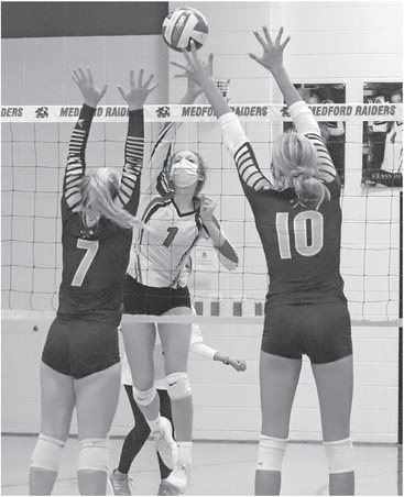 Raiders’ improvement shows in 3-1 win over Hatchets Raiders’ improvement shows in 3-1 win over Hatchets
