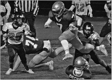Hornets clobber Red Raiders, 28-0 Hornets clobber Red Raiders, 28-0