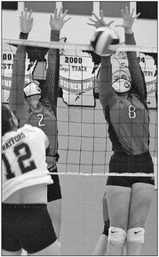 Falcons VB drops to 0-2 Falcons VB drops to 0-2
