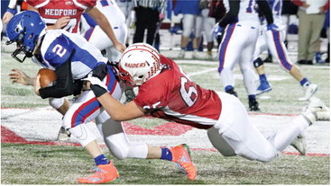 Raiders surpass 500 yards, allow just 88 in win over Jays Raiders surpass 500 yards, allow just 88 in win over Jays