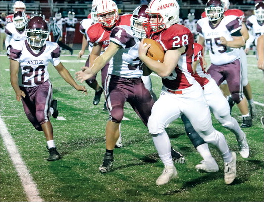 Raiders roll in happy homecoming Raiders roll in happy homecoming