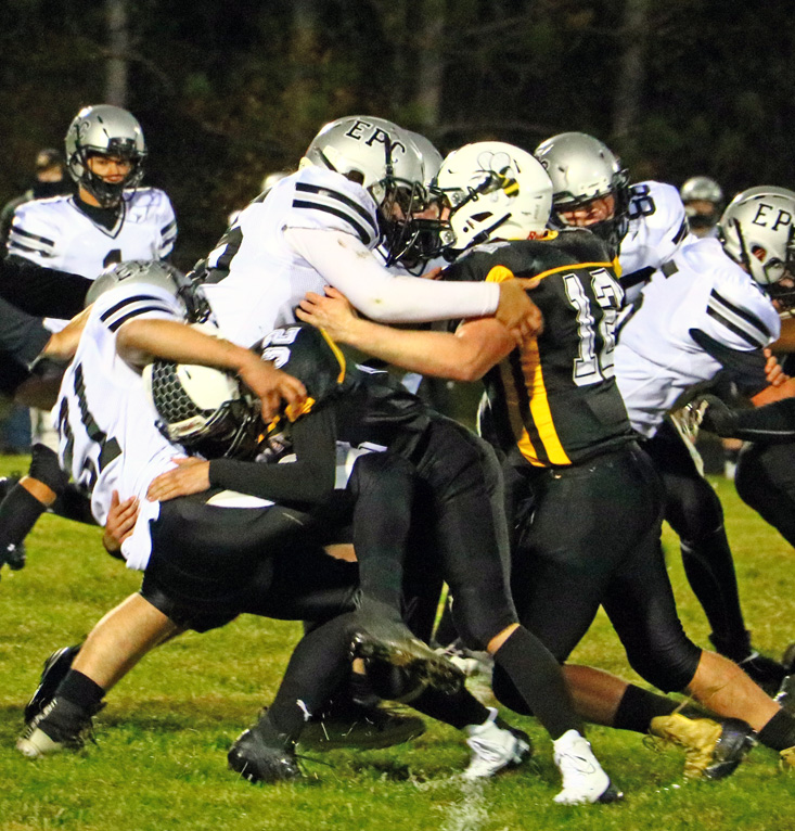Hornets dominate over Elmwood-Plum City Hornets dominate over Elmwood-Plum City