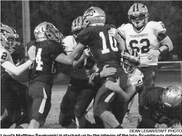 Thunderbirds cruise to 46-8 Central Wisconsin-Small win at Loyal