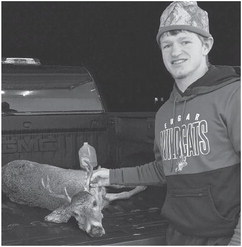 Touchdowns and a buck down on same weekend for Edgar senior