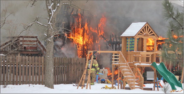 Edgar firemen fight double house fires