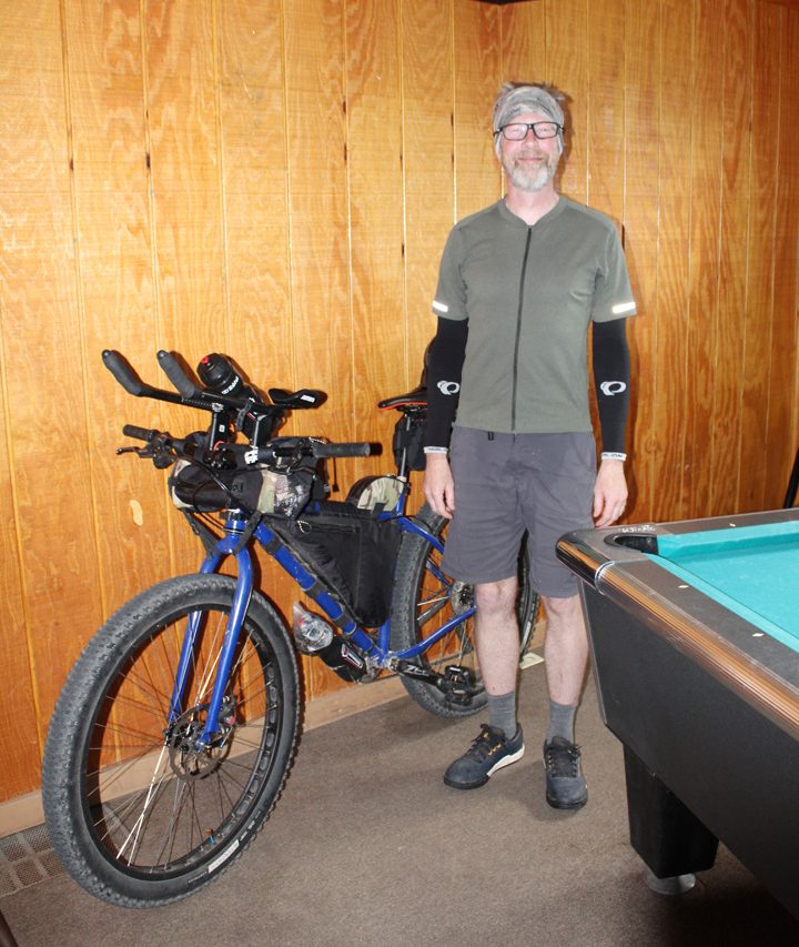 Jones makes Cornell pit stop, on bike across Wisconsin