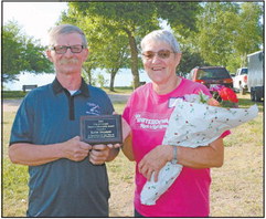 Swanson stunned with  Citizen of the Year Award
