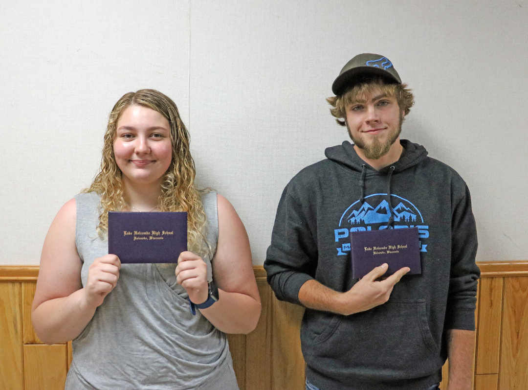 Lake Holcombe School Board; Public can still access board meetings in online format