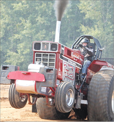 Edgar FFA tractor pull