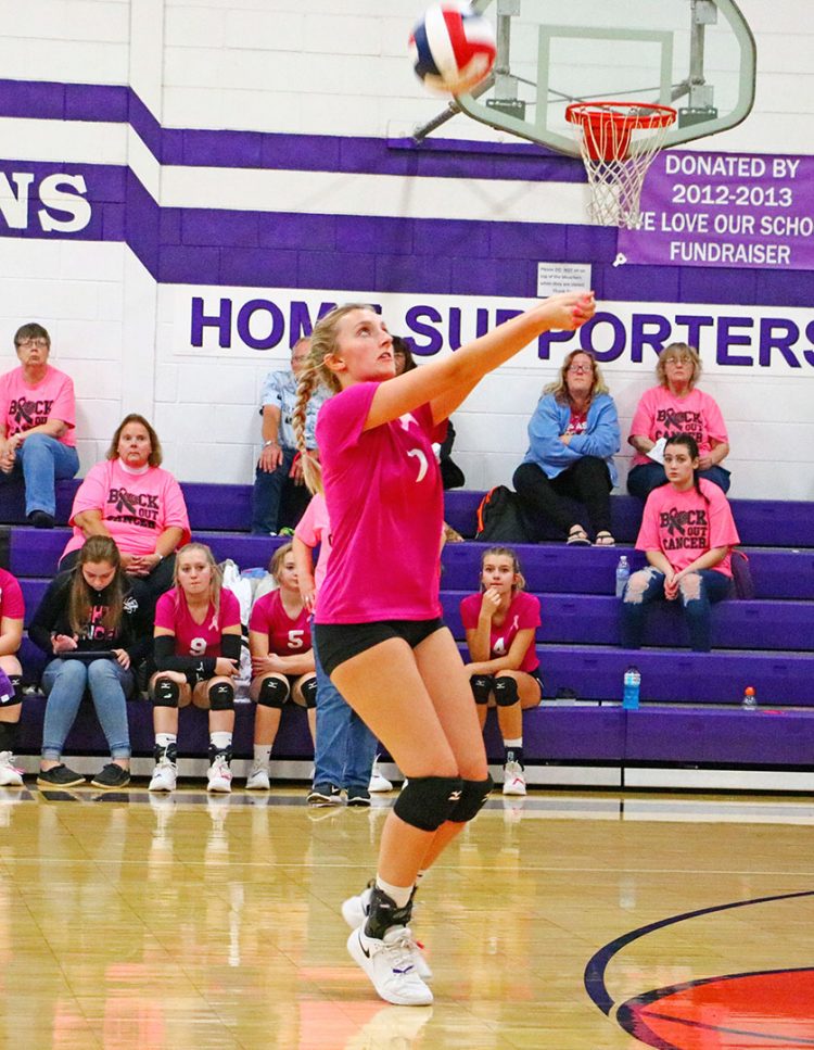 Volleyball programs battle for the victory Volleyball programs battle for the victory
