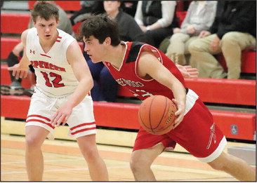 Spencer perimeter game more than Greenwood can handle