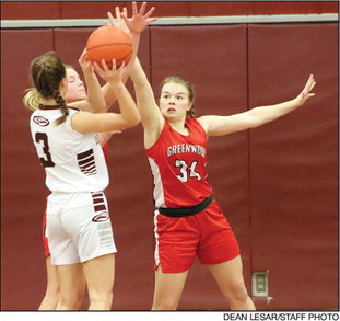 Early lead carries Greyhound girls