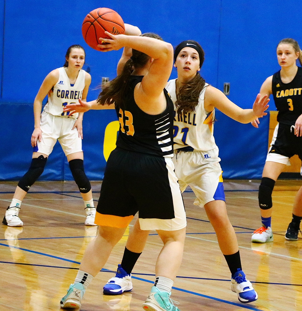 Chiefs face off with Hornets