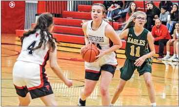 Falcon girls throttle the Screaming Eagles 57-21 Falcon girls throttle the Screaming Eagles 57-21