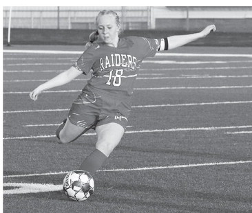 T-Birds score early and often; Raiders get on the board in Mosinee loss