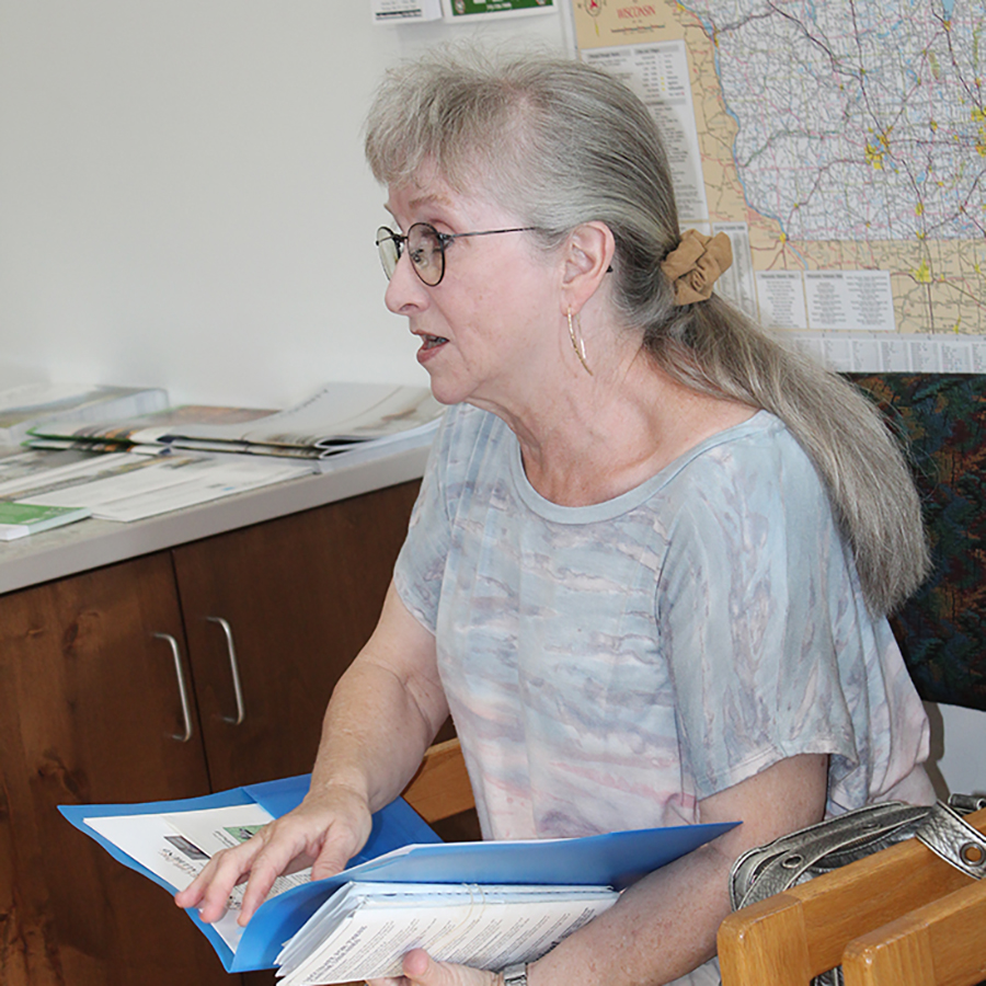 Cadott Village Board; Kennel license denied for residence Central