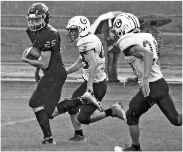 Pirates have absolutely no trouble with Chiefs in rainy win Pirates have absolutely no trouble with Chiefs in rainy win