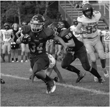 Pirates have no problems while getting fall’s first win Pirates have no problems while getting fall’s first win