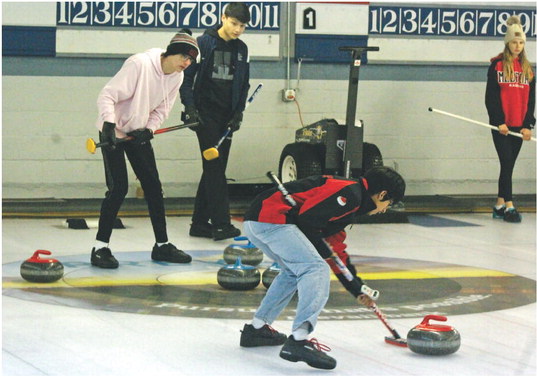 Boys get last-rock win; girls just miss Boys get last-rock win; girls just miss
