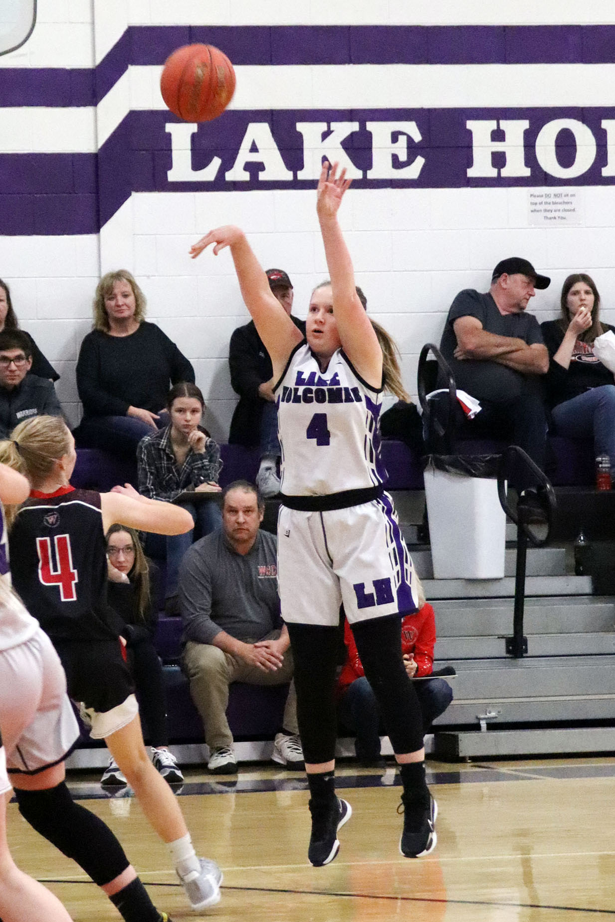 Chieftains walk away from Warriors with win