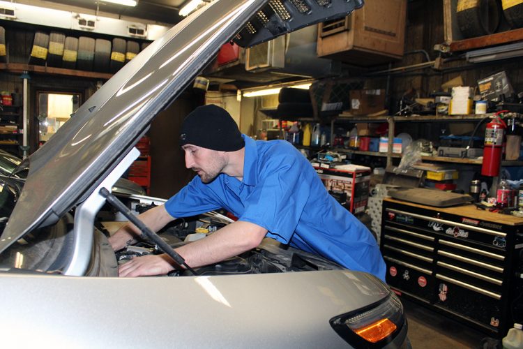 Jeff’s Auto Service brings lifetime of passion to work Jeff’s Auto Service brings lifetime of passion to work