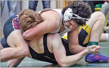 Wrestlers punch tickets to state Wrestlers punch tickets to state