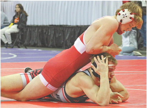 Kawa, Sigmund earn medals; Raiders win five state matches
