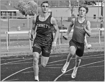 Hornets track sends two to La Crosse