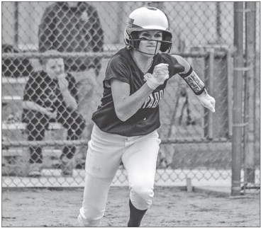 Softball collects three victories Softball collects three victories