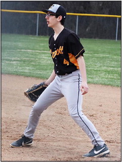 Cadott falls to Orioles, reels one in over Hawks