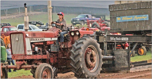 13-year-old pulls tractor for first time in Halder