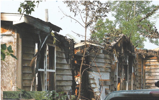 Blaze destroys town of Cleveland home Blaze destroys town of Cleveland home