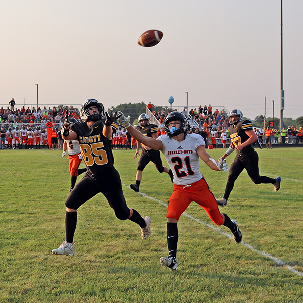 Hornets can’t overcome Stanley-Boyd run game Hornets can’t overcome Stanley-Boyd run game