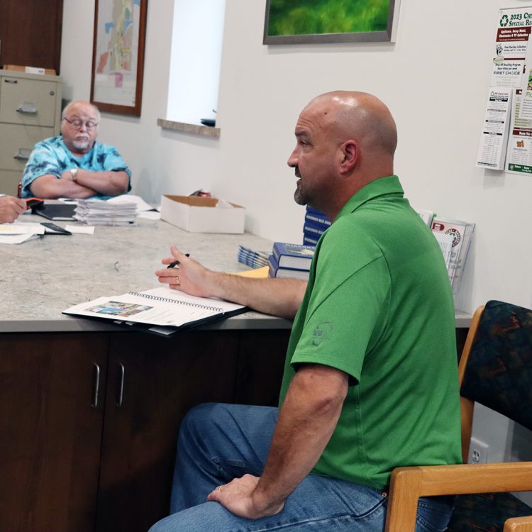 Cadott Village Board; Who knew garbage could be such a hot topic? Cadott Village Board; Who knew garbage could be such a hot topic?
