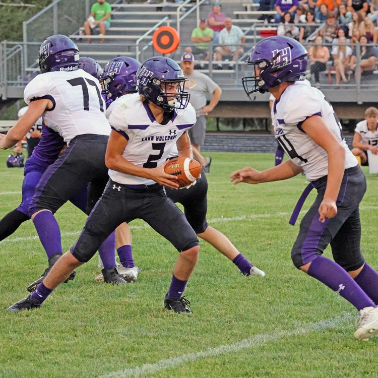 Chieftains watch game sail away to the Pirates