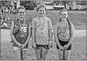 Athletes and others recognized at Marathon Youth Awards Athletes and others recognized at Marathon Youth Awards