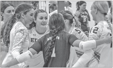 All four area volleyball teams win in playoffs All four area volleyball teams win in playoffs