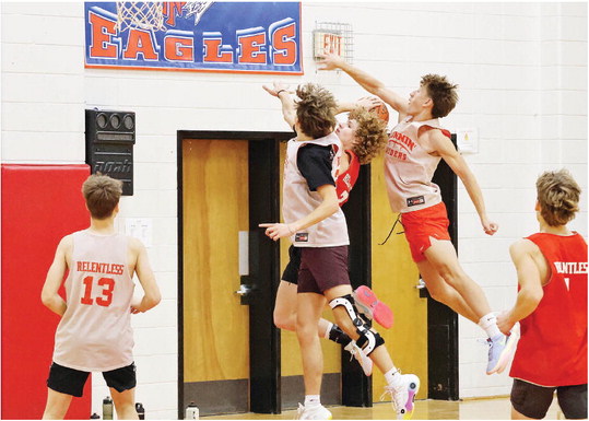 Raiders aim to play fast, win with effort Raiders aim to play fast, win with effort