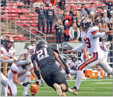 Tigers win back-to-back D-6 state titles